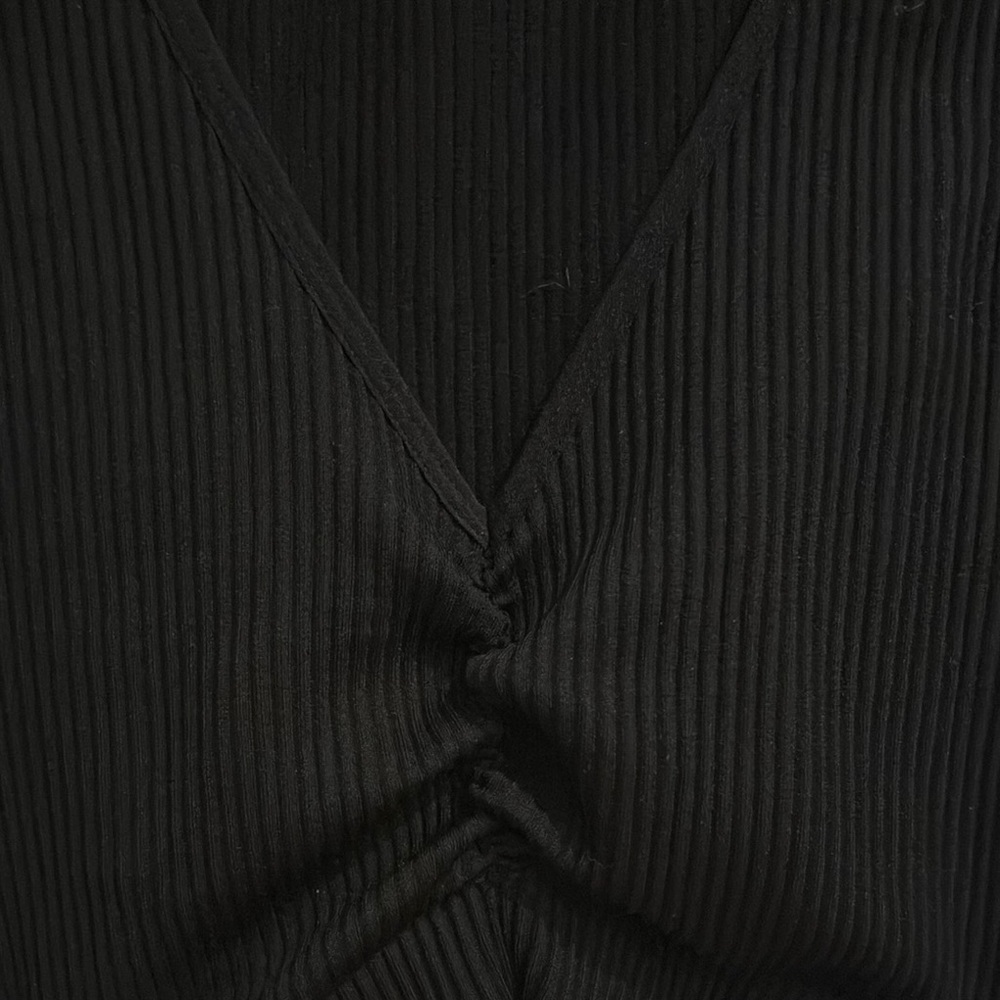 Aerie Black Ribbed V-Neck Top - Picture 5 of 8